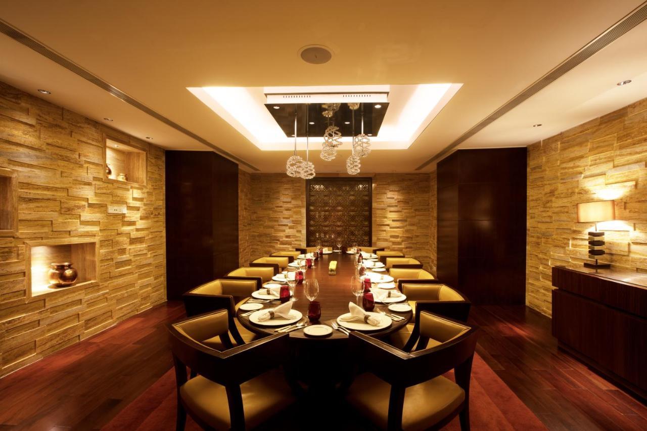 The Ritz - Carlton, Bangalore Eksteriør billede
